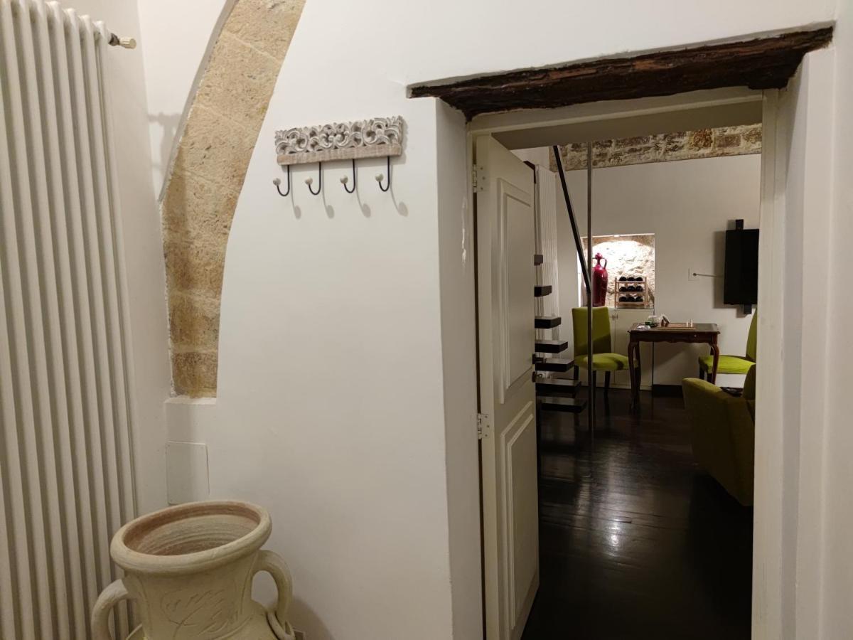 Dimora Arco Basso - Old Town Bari Exteriör bild