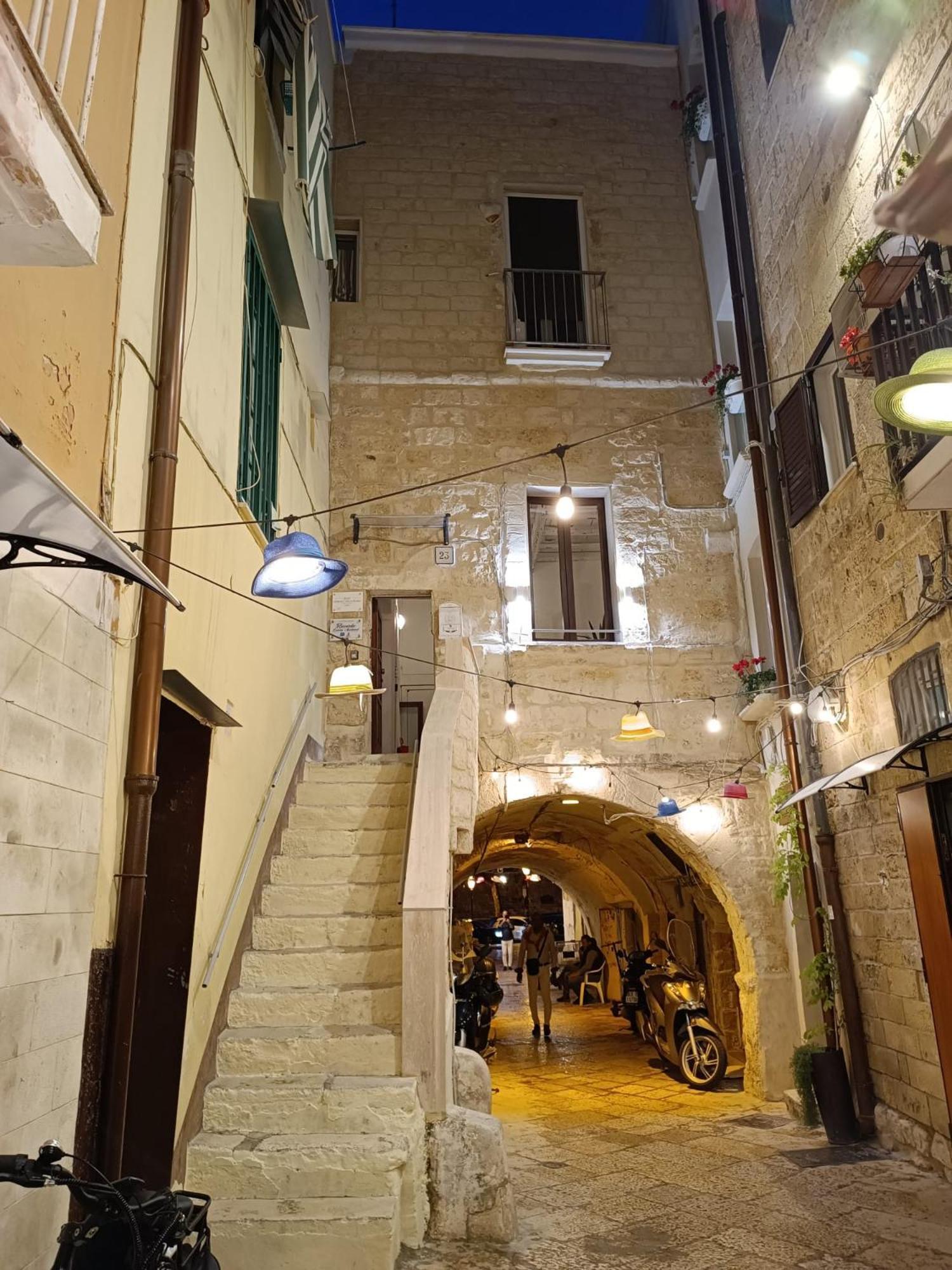 Dimora Arco Basso - Old Town Bari Exteriör bild
